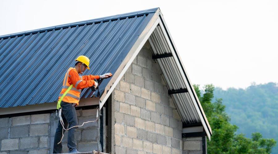 Expert top industrial roofings services in Speer, IL